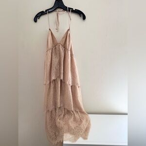 NWT BCBGMAXAZRIA Lace Tiered Dress in a nude/Tan